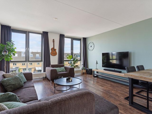 Osirispad 9, Almere