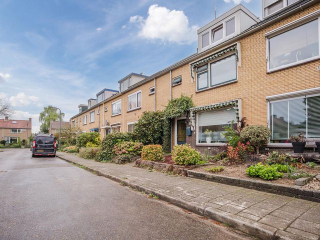 Jan van Riebeeckstraat 18, Rheden