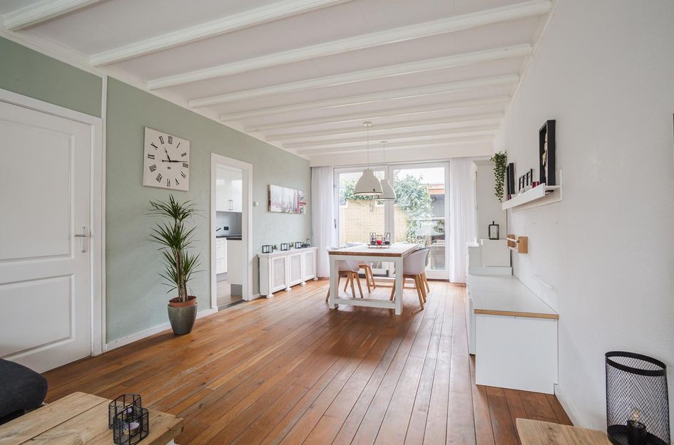 Jan van Riebeeckstraat 18