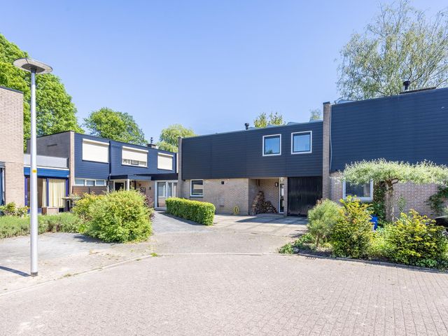 Vechtlaan 80, Hengelo