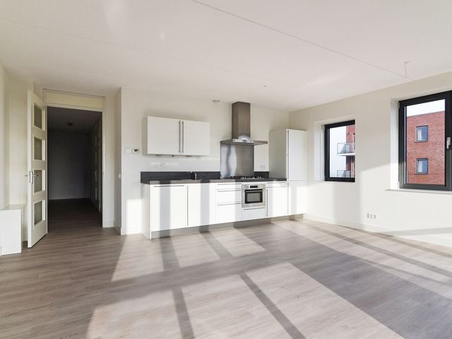 Martinus Nijhofflaan 2N10, Delft