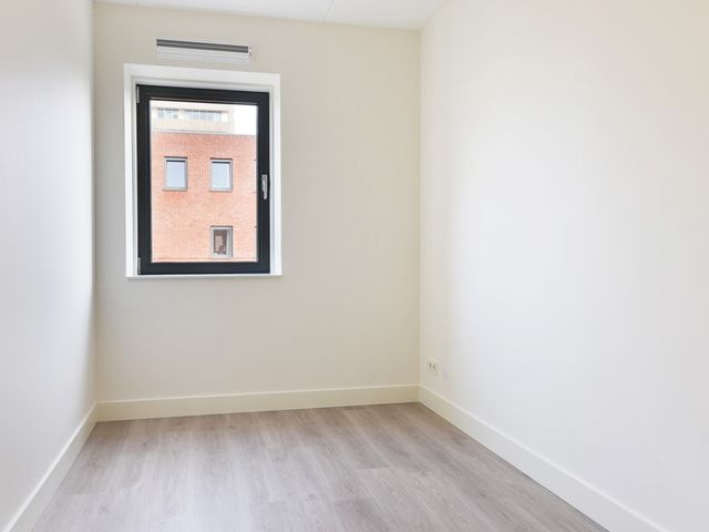 Martinus Nijhofflaan 2N10, Delft