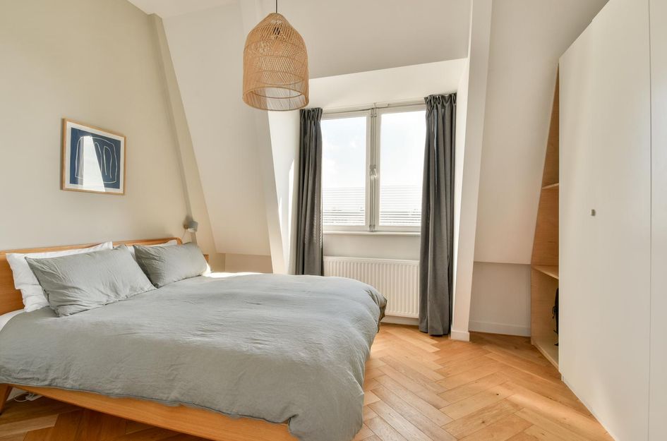 Admiraal De Ruijterweg 237 4