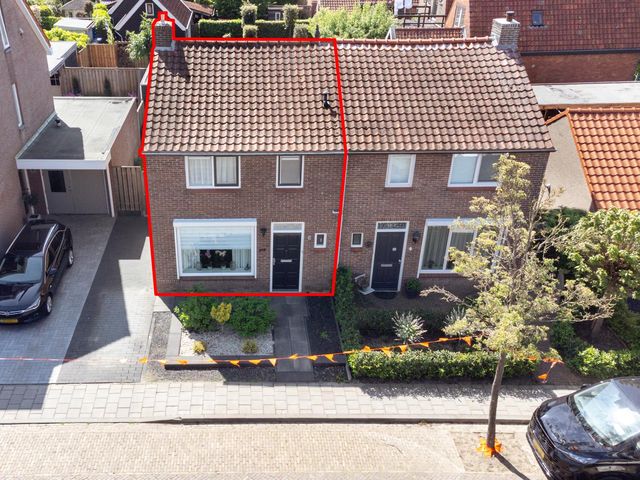 Ambachtsstraat 6, 'S-Gravenpolder