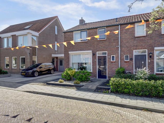 Ambachtsstraat 6, 'S-Gravenpolder