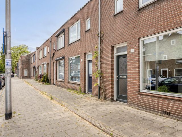Oerlesestraat 151, Tilburg