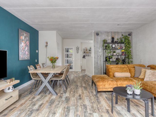 Dubbelmonde 47, Zevenbergen