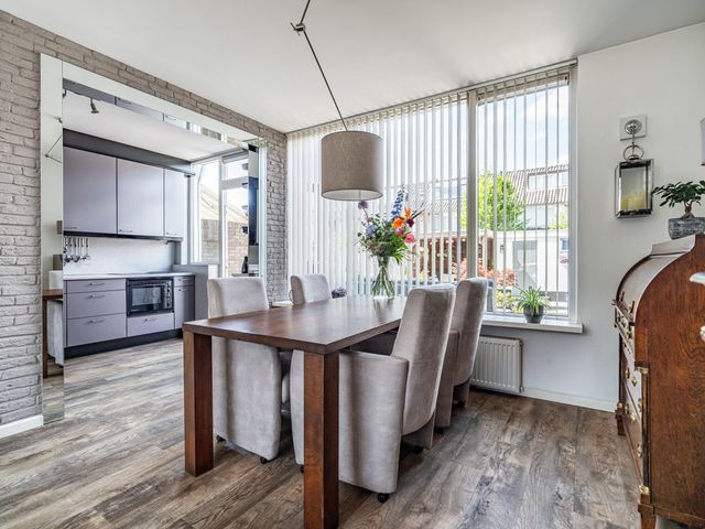 P.C. Hooftstraat 18, Waddinxveen
