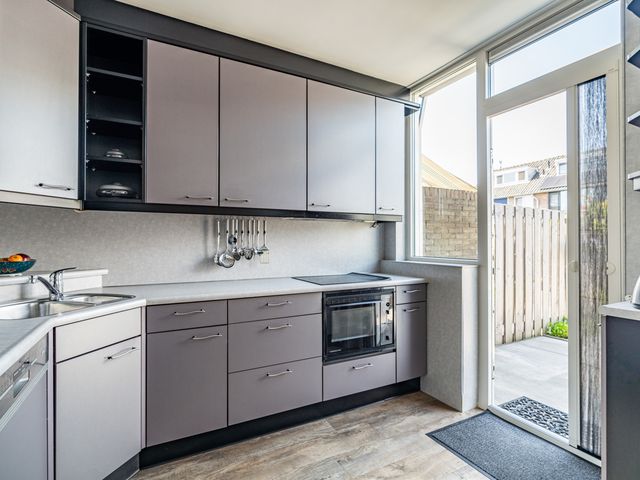 P.C. Hooftstraat 18, Waddinxveen
