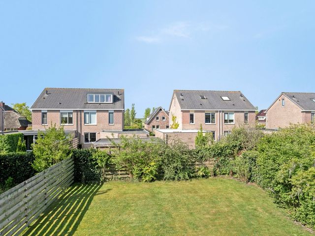 Spits 6, Zuidhorn