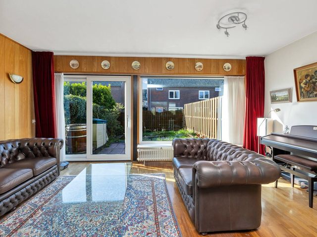 Kamperfoeliestraat 3, Landsmeer