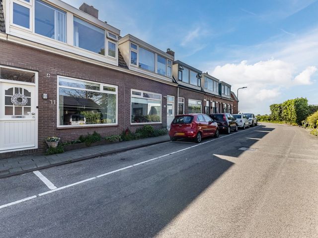 Veenenburgerlaan 11, Hillegom