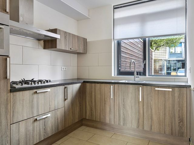 Windhalm 25, Hendrik-Ido-Ambacht
