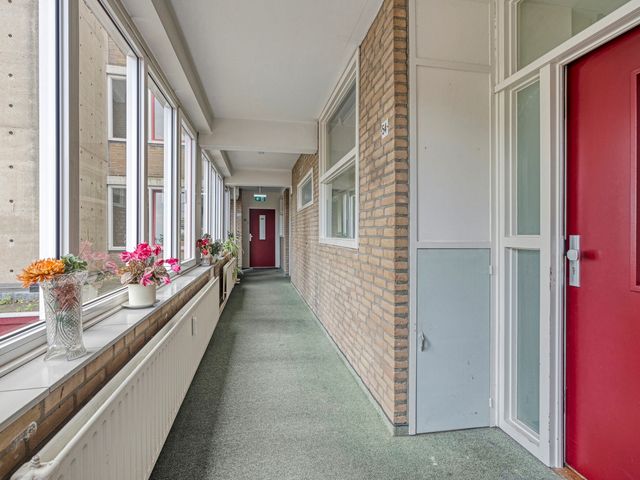 Stationsplein 54, Velp