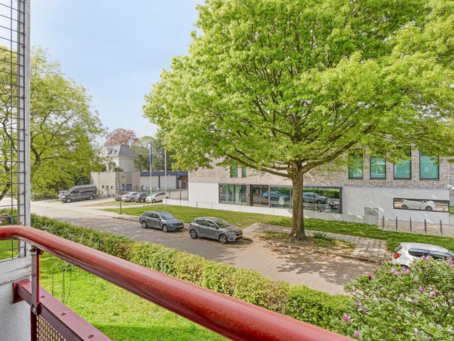 Stationsplein 54, Velp