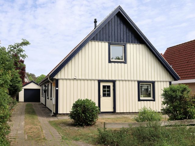 Katowicelaan 1, West-Terschelling