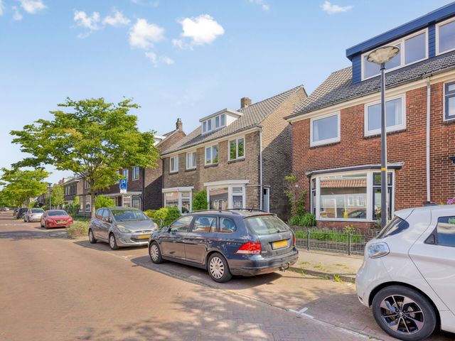Hyacintstraat 16, Enschede