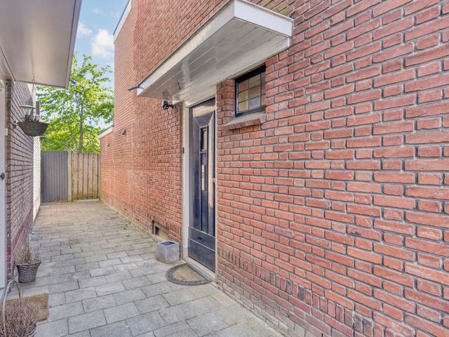 Hyacintstraat 16, Enschede