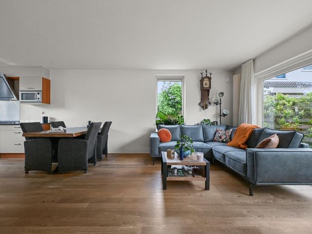E.F. van den Banweg 73, Almere