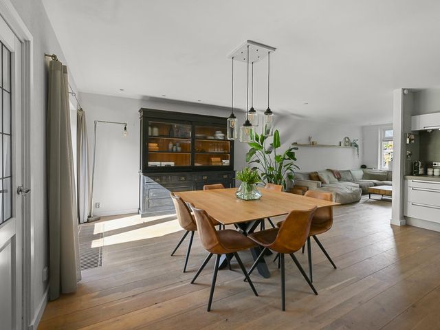 Dorpsstraat 975, Assendelft