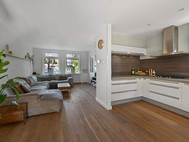 Dorpsstraat 975, Assendelft