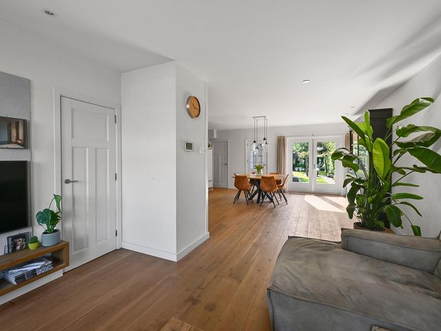 Dorpsstraat 975, Assendelft