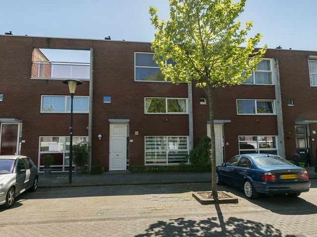 Zalmwater 35, Barendrecht