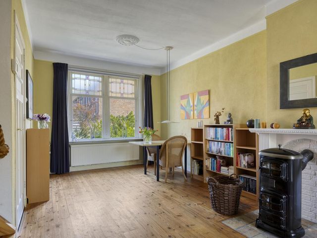 Dr. Ammanstraat 8, Warmond