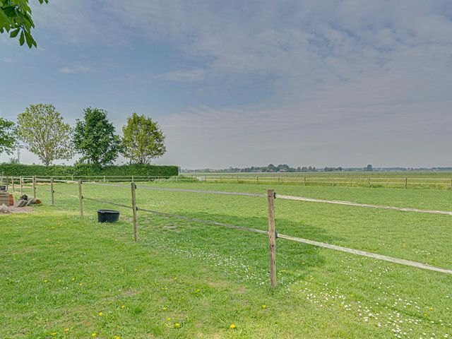 Provincialeweg 20, Sint-Maartensdijk