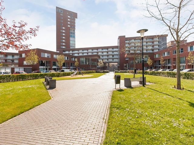 Middeldijkerplein 162, Barendrecht