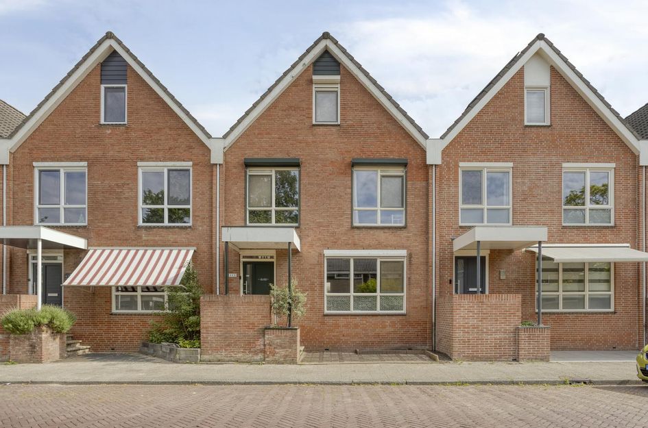 Emmastraat 112