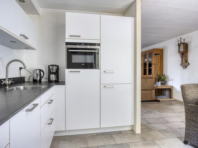 Sara Burgerhartstraat 31, Oosterhout