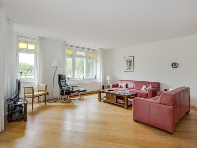 Harry Mulischstraat 24, Voorschoten