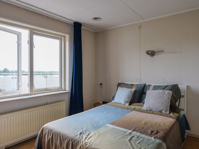 Rivierdijk 32, Sliedrecht