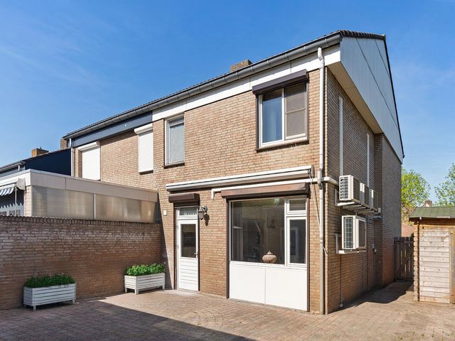 Vloedgraaf 1, Munstergeleen