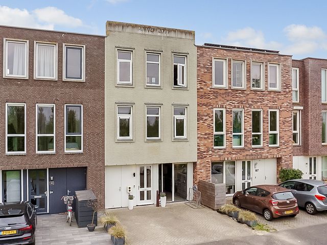Athenelaan 189, Nieuw-Vennep