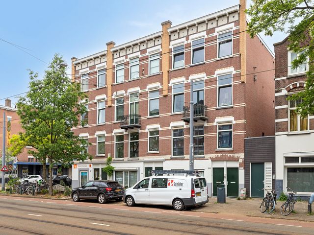 Bergweg 153B, Rotterdam