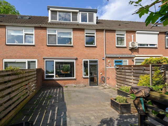 Van Brakelstraat 21, Maasdijk