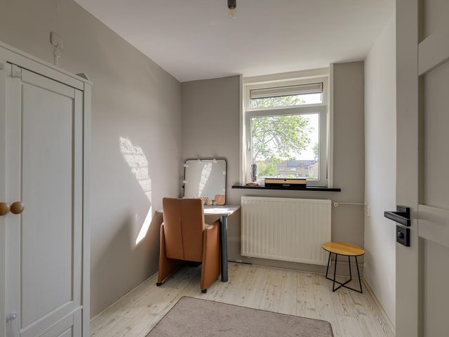 Van Brakelstraat 21, Maasdijk