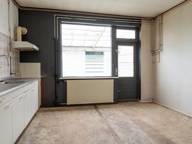 Fabriciusstraat 16, Almkerk