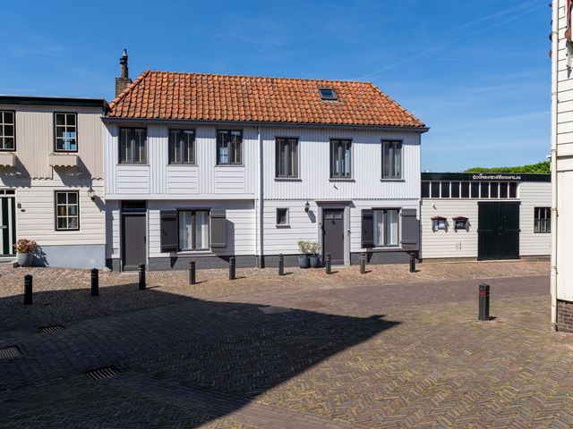 Kerkstraat 4, Woudrichem