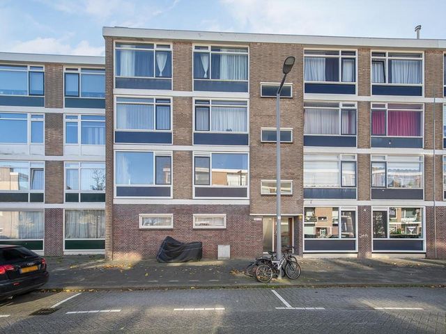 Middelrode 127, Rotterdam