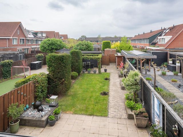Hooftlaantje 136, Hendrik-Ido-Ambacht
