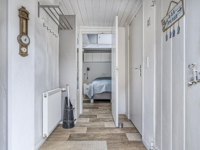 Baken 32, Scharendijke