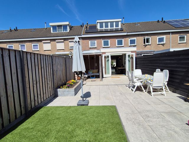 Geraniumstraat 28, Steenbergen