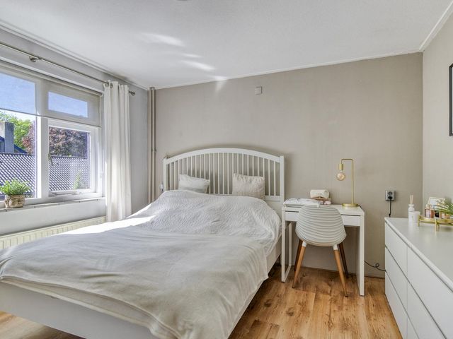 Paulusdonk 17, Roosendaal