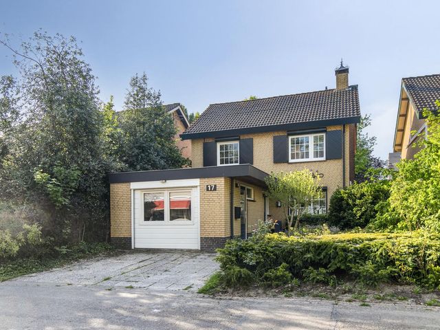 Paulusdonk 17, Roosendaal