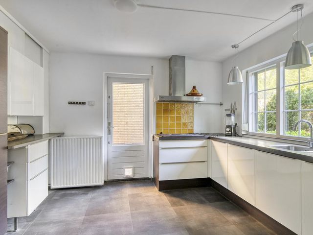 Paulusdonk 17, Roosendaal