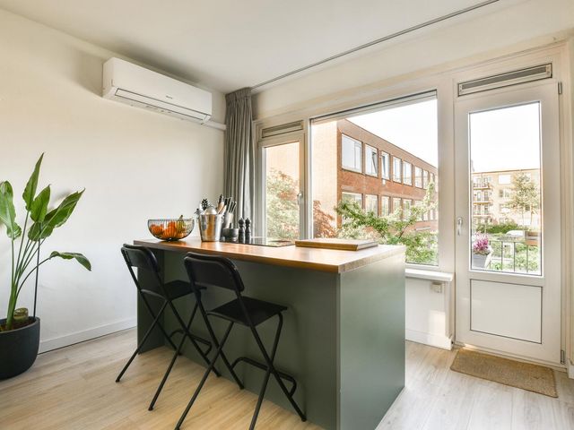 Nobelstraat 15B, Rotterdam