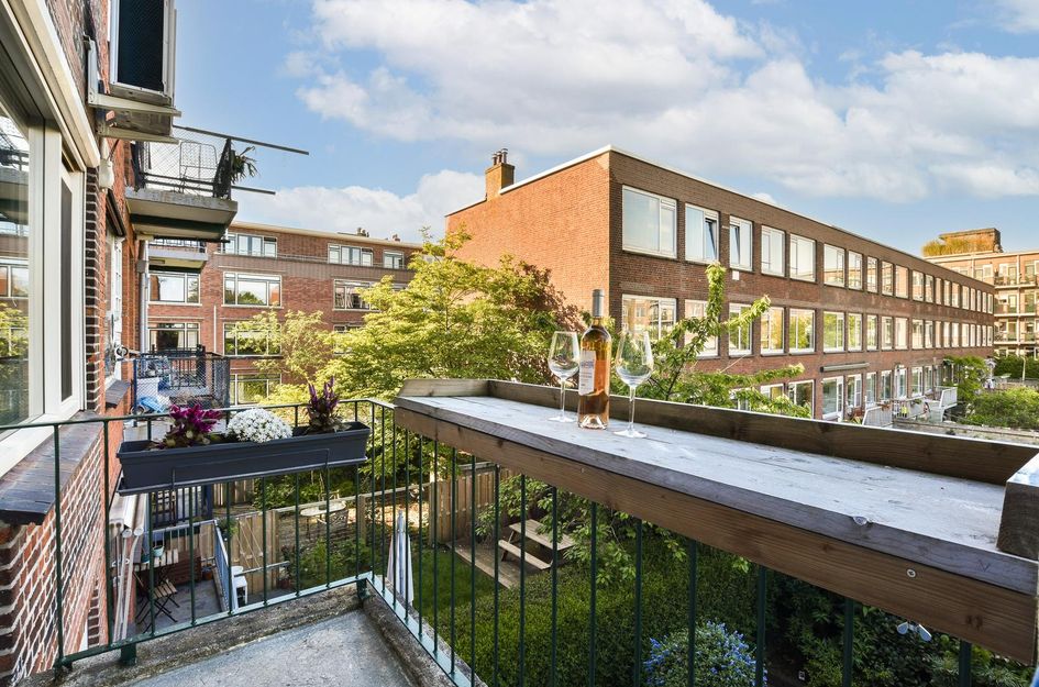 Nobelstraat 15B